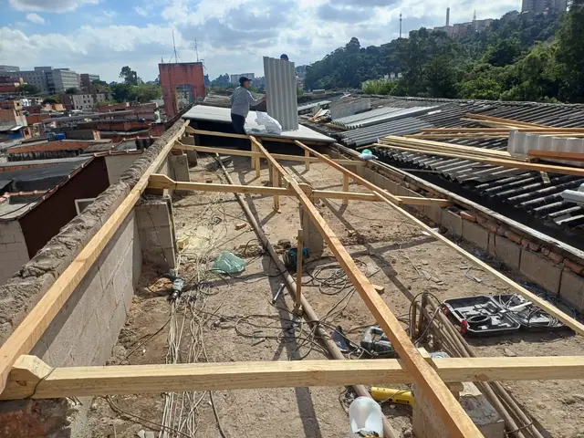 Ampliação de laje e estrutura de cobertura